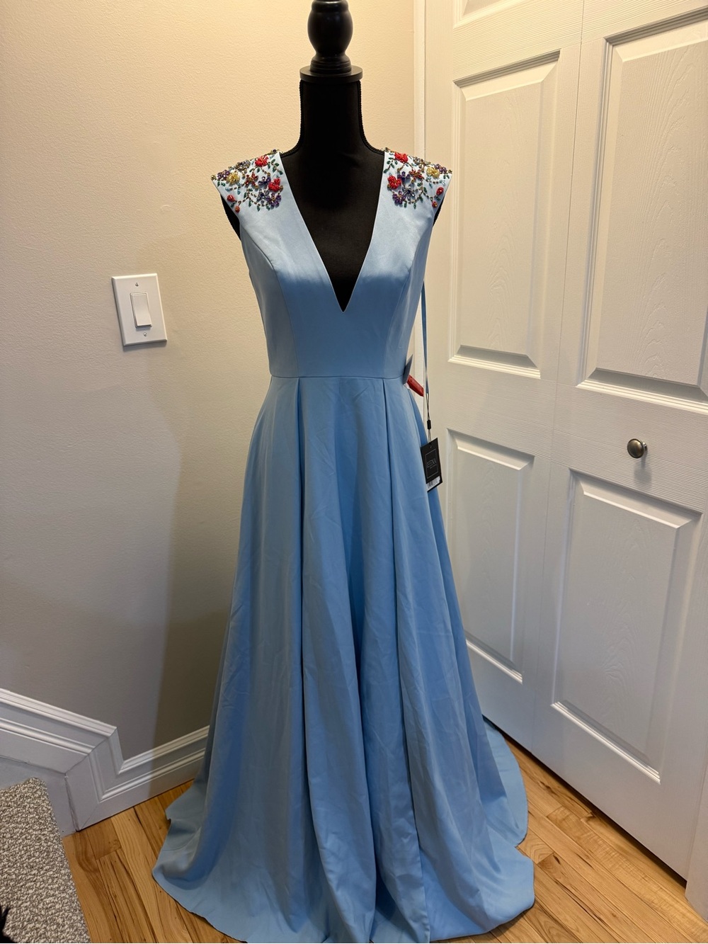 Mac Duggal Light Blue V-Neck Evening Dress with Multicolor Bead Embroidery - Picture 11 of 15